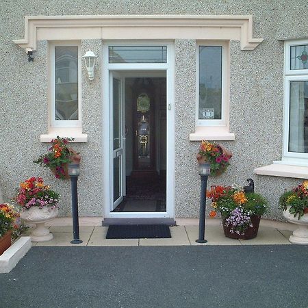 Bed and Breakfast Crossroads à Holyhead Extérieur photo